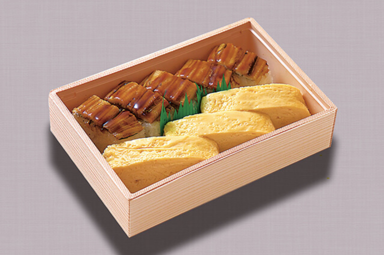 穴子寿司だし巻弁当